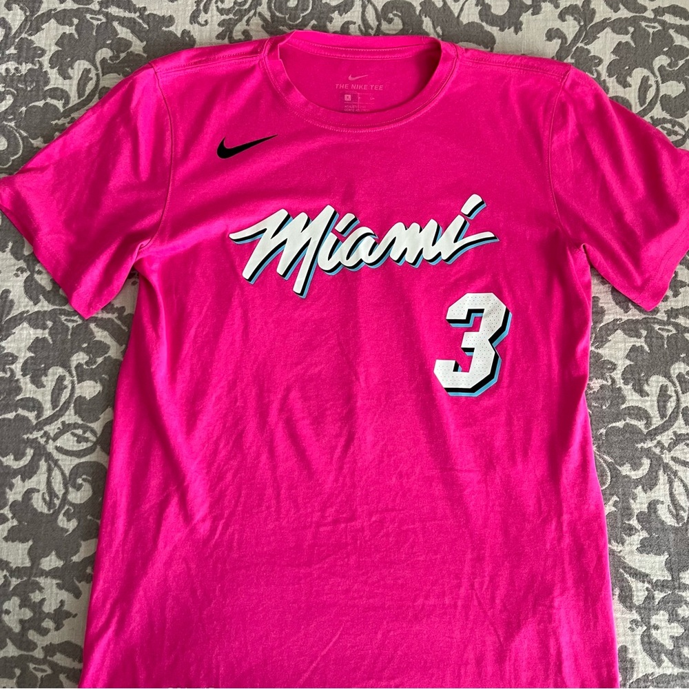 Miami Heat Wade Nike Pink Short Sleeve Miami Tee small like new